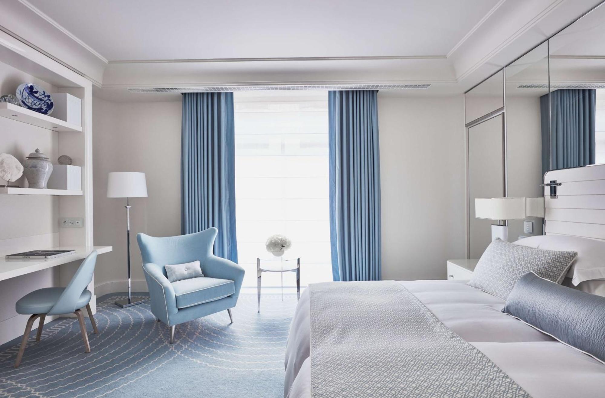 Hotel Martinez, In The Unbound Collection By Hyatt Cannes Buitenkant foto A room at the Westin Palace Madrid